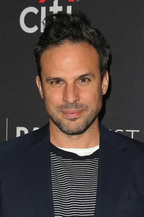 Том Гормикэн