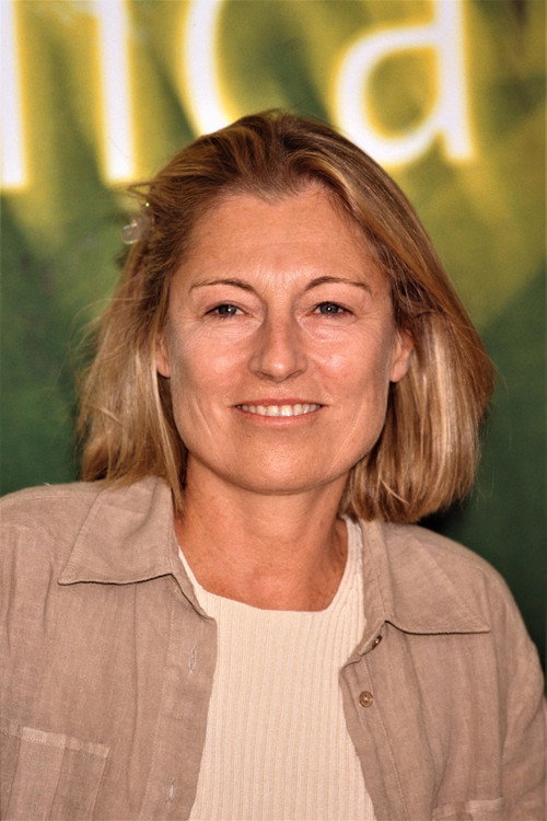 Клэр Пеплоу