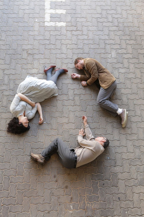 Обмен постер