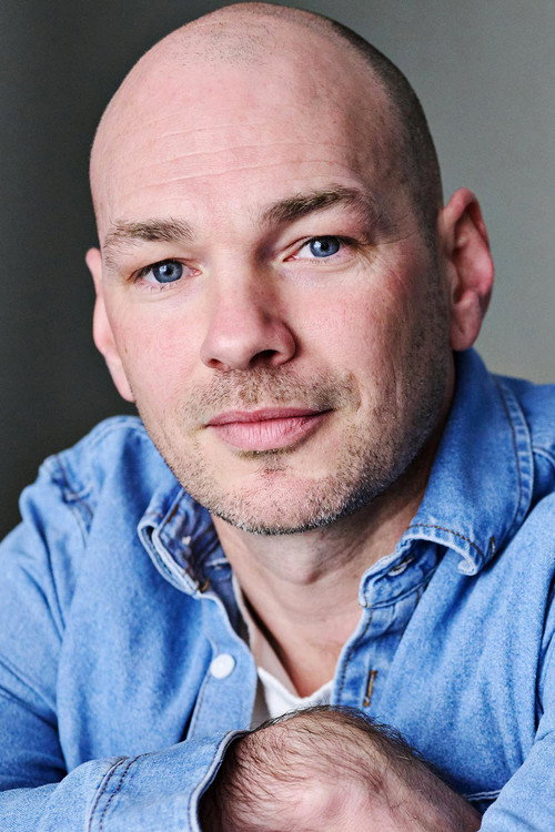 Коннор Миллс