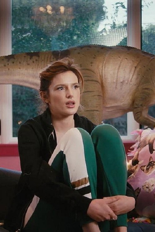 Inside the Life of Bella Thorne постер