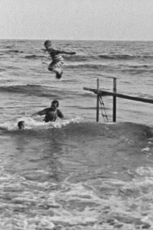 Море постер