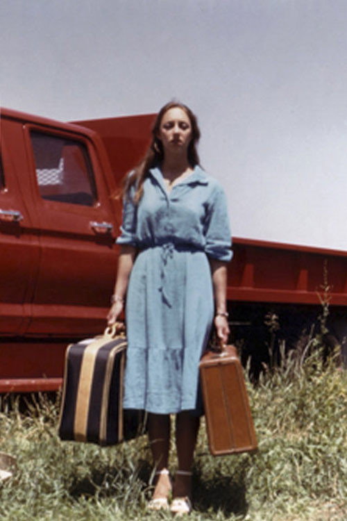 Empty Suitcases постер
