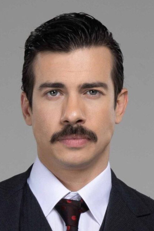 Άρης Αντωνόπουλος