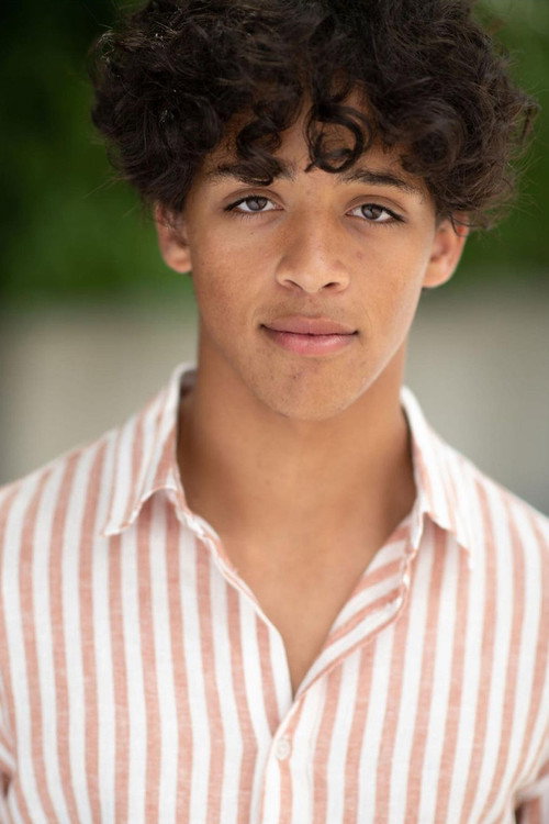 Эндрю Альварез