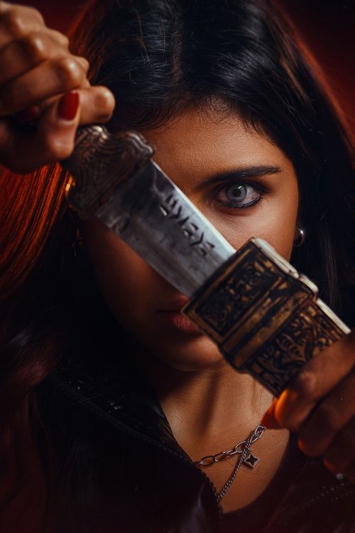 Мир. Глава 1: Чандра постер