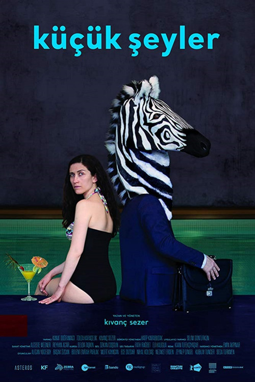 Küçük Şeyler постер