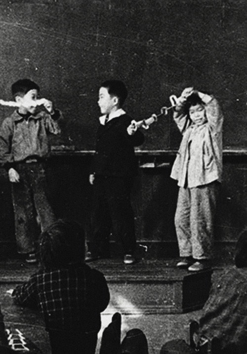 教室の子供たち -学習指導への道- постер