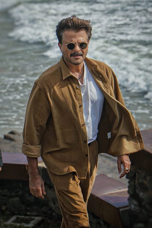 Ночной администратор постер