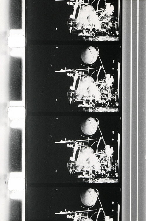 Homage to Jean Tinguely's 'Homage to New York' постер
