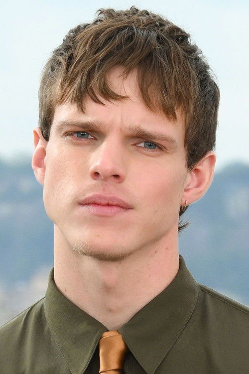 Финн Беннетт