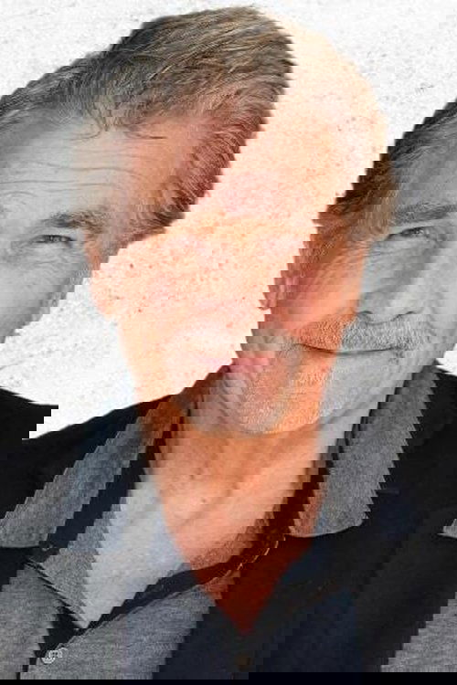 Джеймс Бролин