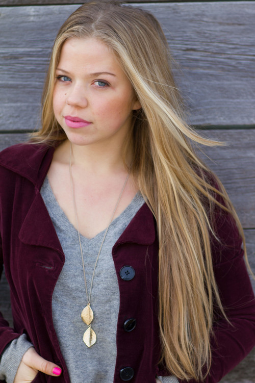 Вивьен Эндикотт Дуглас