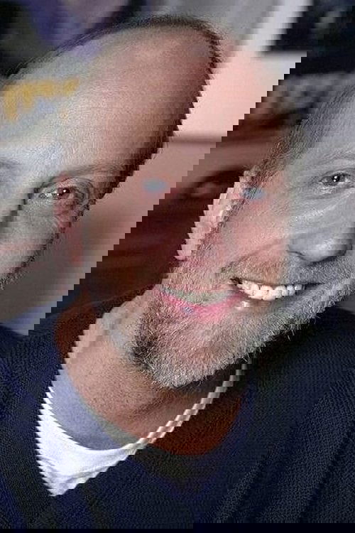 Крис Эллиот