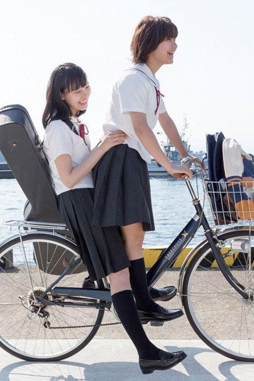 志乃ちゃんは自分の名前が言えない постер