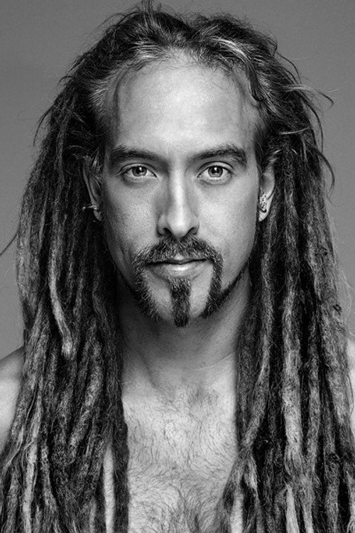 Азмит Камински