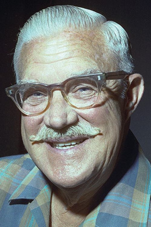 Джеймс МакДональд