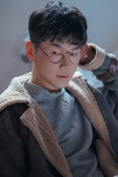 李春胤