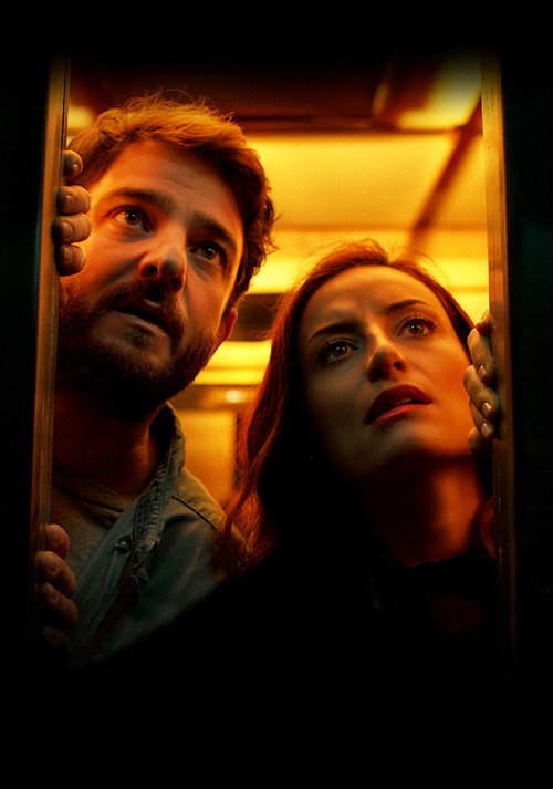 Лифт постер