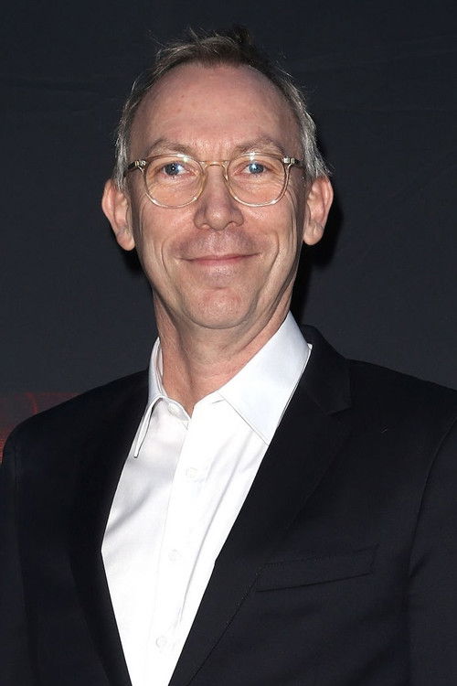 Саймон МакКуойд