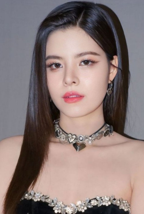 Fay Kanyaphat Na Nakhon