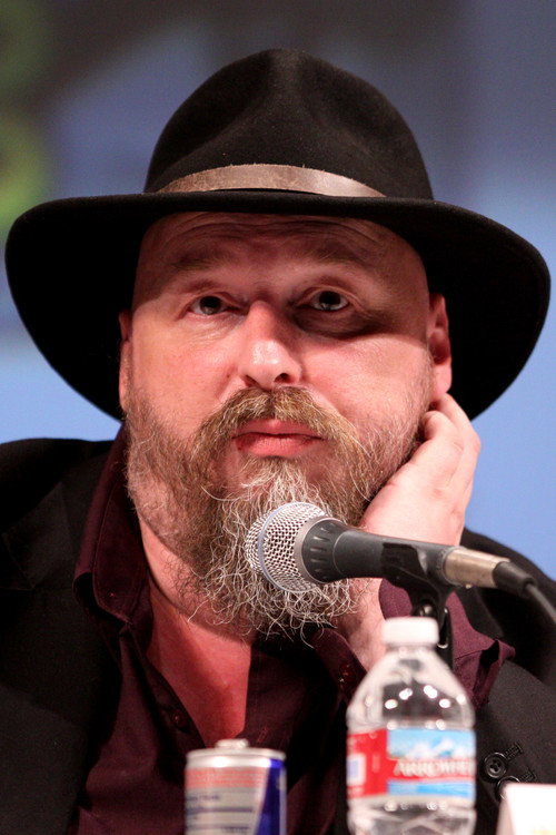 Уоррен Эллис