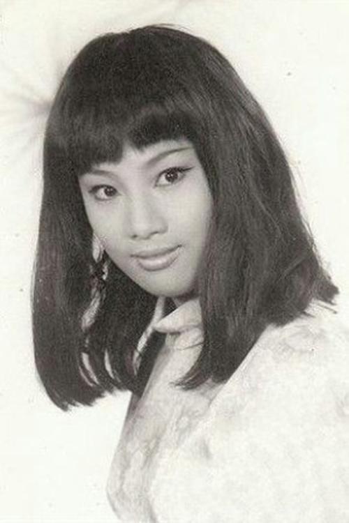 Анджела Мао Ин