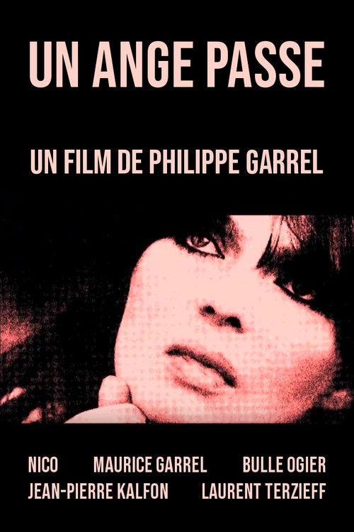 Un ange passe постер