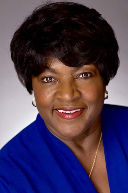 Кассандра Л. Смолл