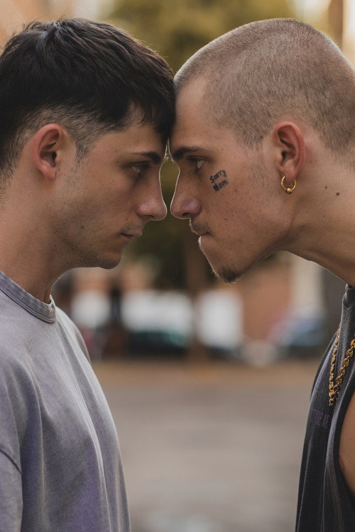 Враги постер