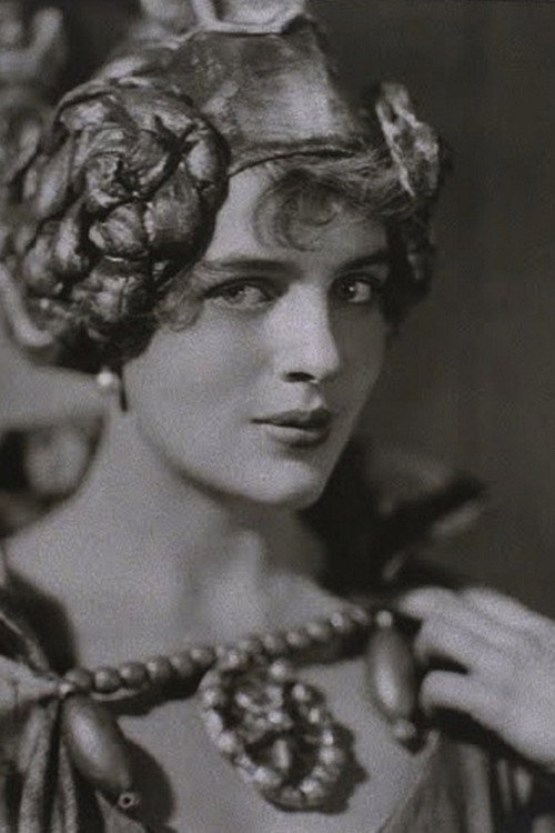 Rosamond Pinchot