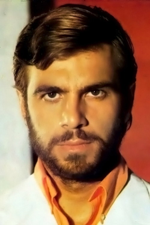 Λάκης Κομνηνός